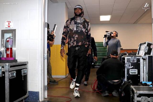 将赔偿姆巴佩6100万欧！巴黎官方：将予以执行，祝球员一切顺利（巴黎官方确认向姆巴佩赔偿6100万欧：将予以执行，祝球员一切顺利）