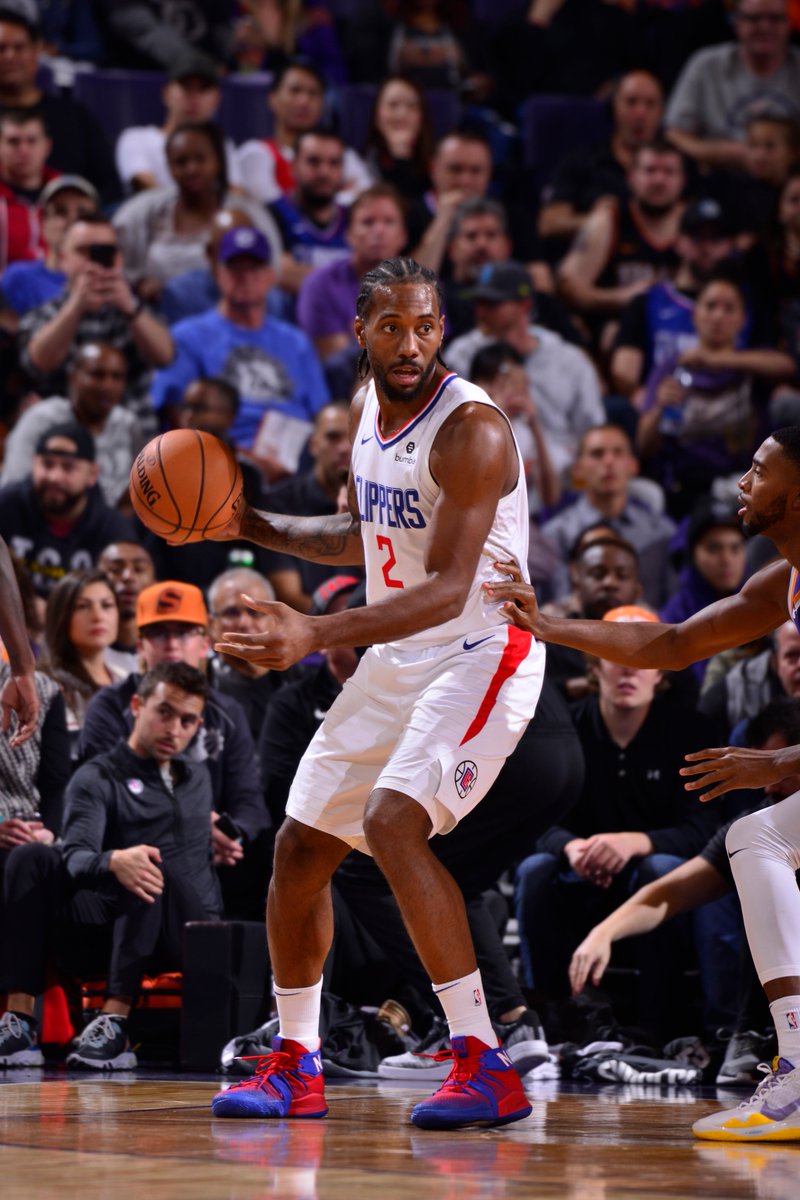 萨林杰防守出色，成功送出大帽（萨林杰防守抢眼，上演精彩封盖）