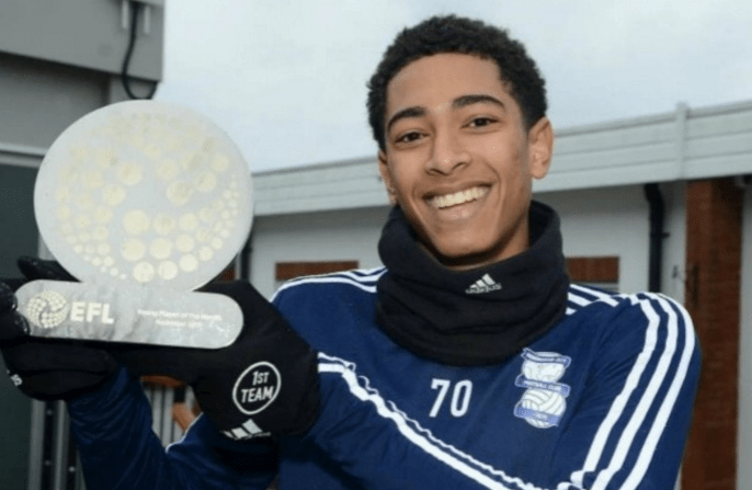 福克斯：我们专注于防守 任何人都可以站出来引领进攻！（福克斯：防守优先，进攻领袖可以是任何人）