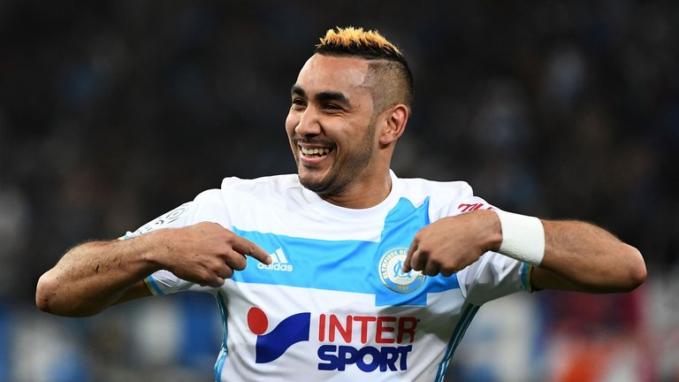 足球曼城豪取八连胜，瓜帅怒赞全队发挥完美（曼城豪夺八连胜，瓜迪奥拉盛赞全队表现无懈可击）