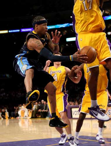 马拉多纳之子力挺孔蒂：他是足球史上最具冠军底蕴的教练之一（马拉多纳之子站台孔蒂：他是足坛最具冠军气质的名帅之一）