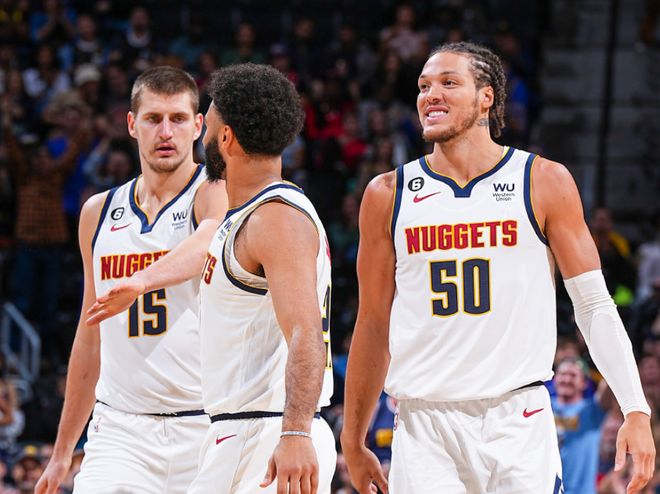 李璇：据我所知，现在球员的阴阳合同还有不少（李璇：据我了解，球员阴阳合同现象仍不在少数）