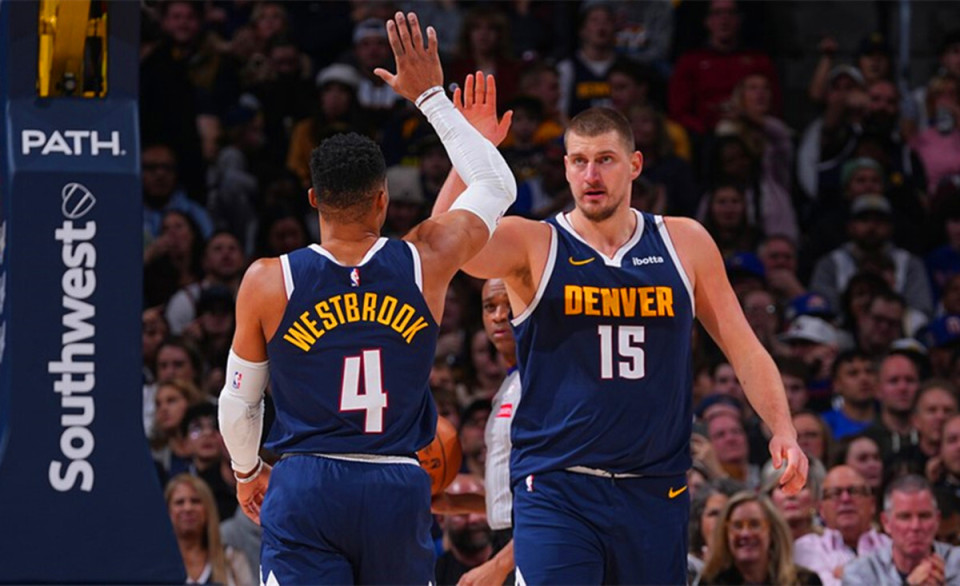 李梦告別WCBA，加盟新联赛年薪近千万（李梦离开WCBA，转战新联赛，年薪逼近千万）