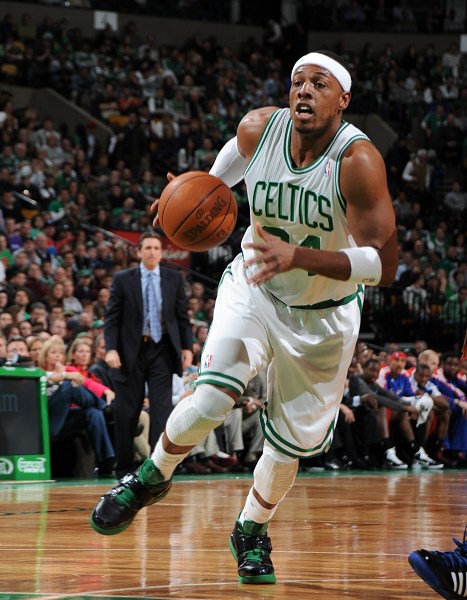 爱德华兹谈改罚球动作：库班谈论后引起了大家注意，不得不改变（爱德华兹谈调整罚球：库班发声后引发关注，不得不改变）