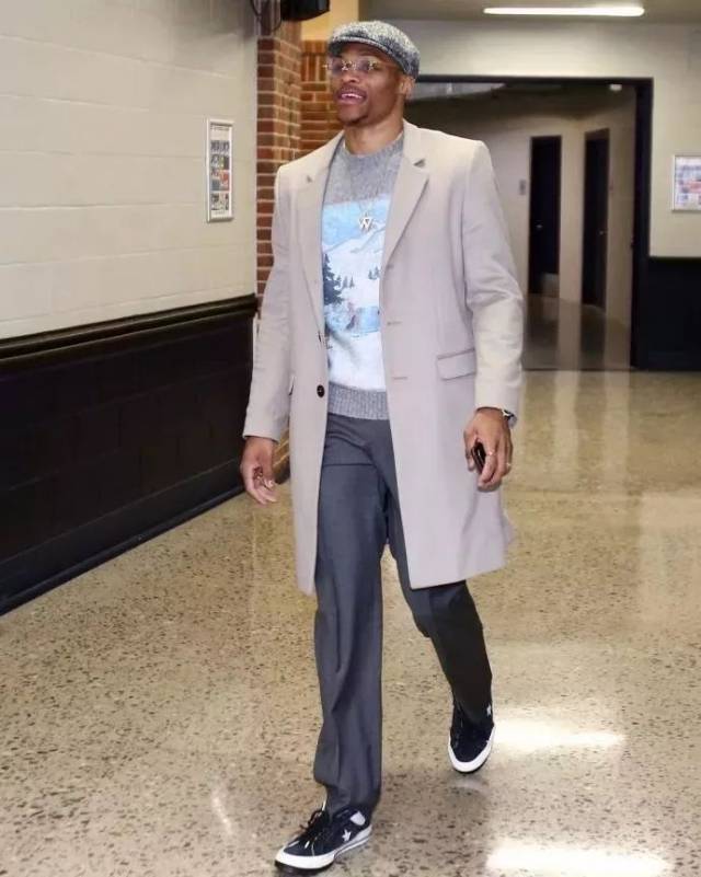 麦克阿瑟FCvs大埔亚冠赛前为香港大埔火灾遇难者...（亚冠赛前：麦克阿瑟FC对阵大埔，向香港大埔火灾遇难者致哀）