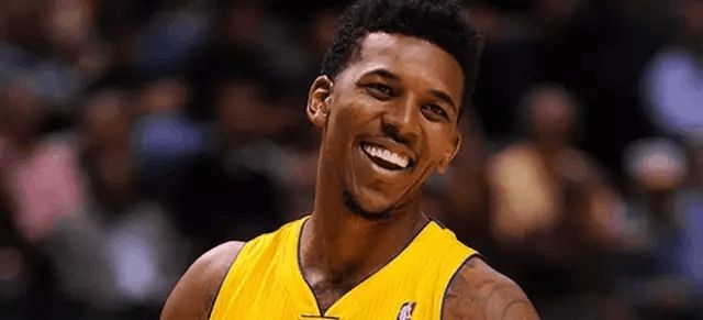 意媒：达米安预计米兰德比归队，姆希塔良未来几天再做检查（意媒：达米安有望米兰德比复出，姆希塔良近日将接受复查）